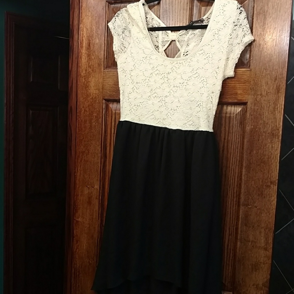 Black and white dress