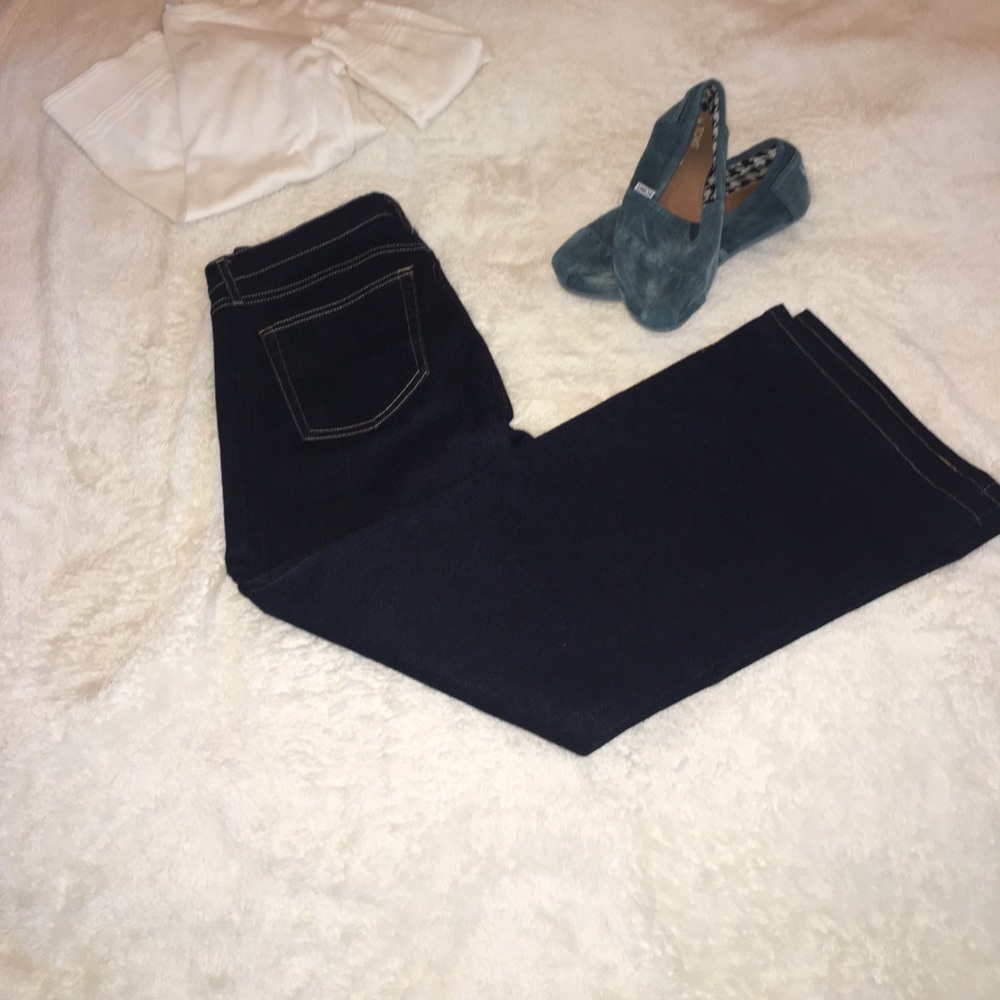 Gap dark blue jeans!!!!! Size 30.