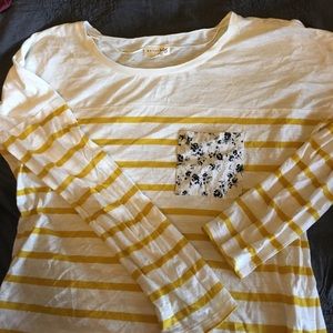 Stripe top with flower pocket