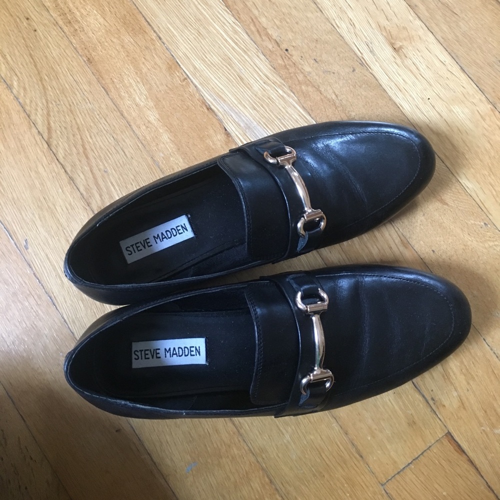 Steve Madden leather loafer
