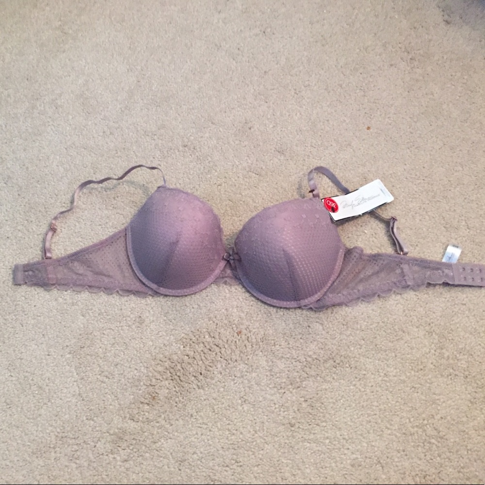 NWT Marilyn Monroe 36D lilac bra, lightly lined