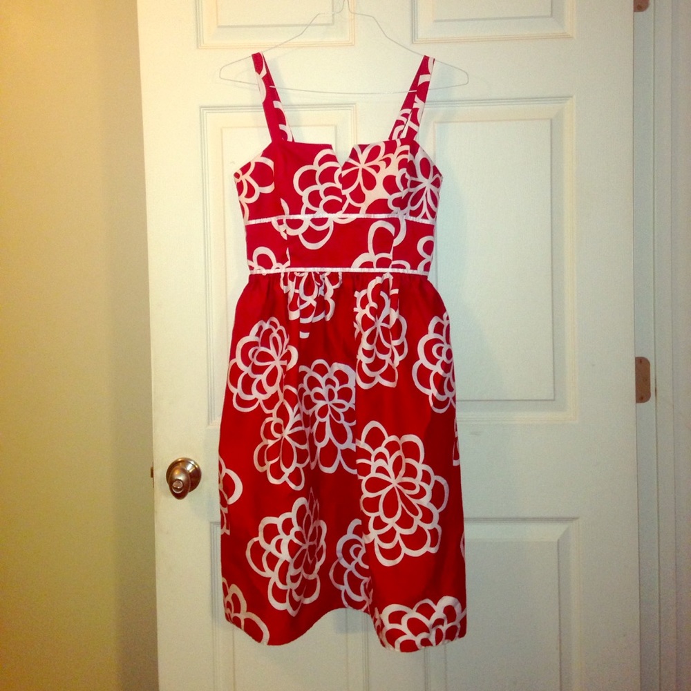 🌸HOST PICK🌸 Kim Rogers Red Floral Dress
