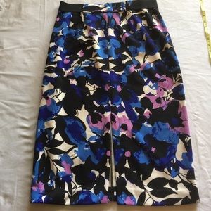 MIDI skirt with slit on the front, 28inchs