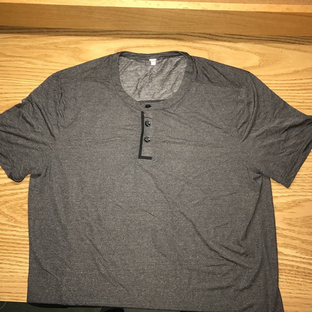 Lululemon shirt