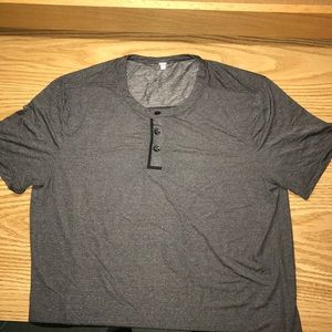 Lululemon shirt