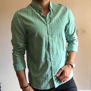 H&M casual Button up. Size medium. Greenish Teal