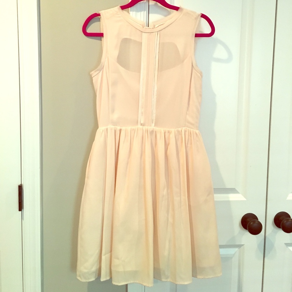 Amazing pale pink party dress - SZ 6