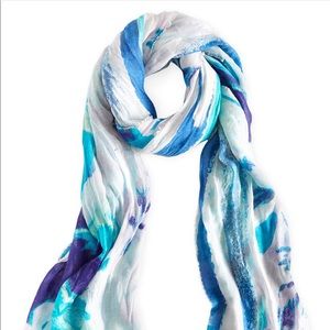Collection XIIX ice violet color scarf