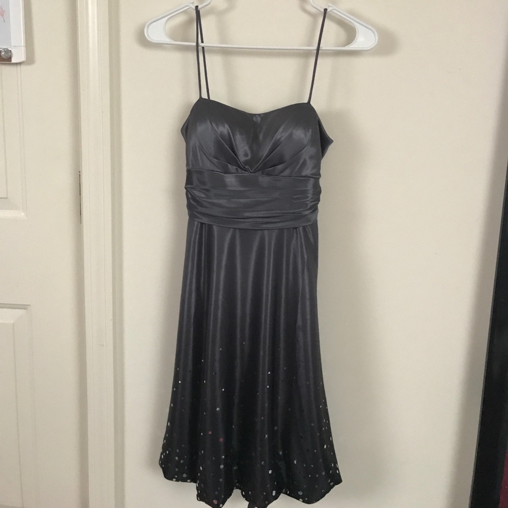 Fancy gray dress with sparkles