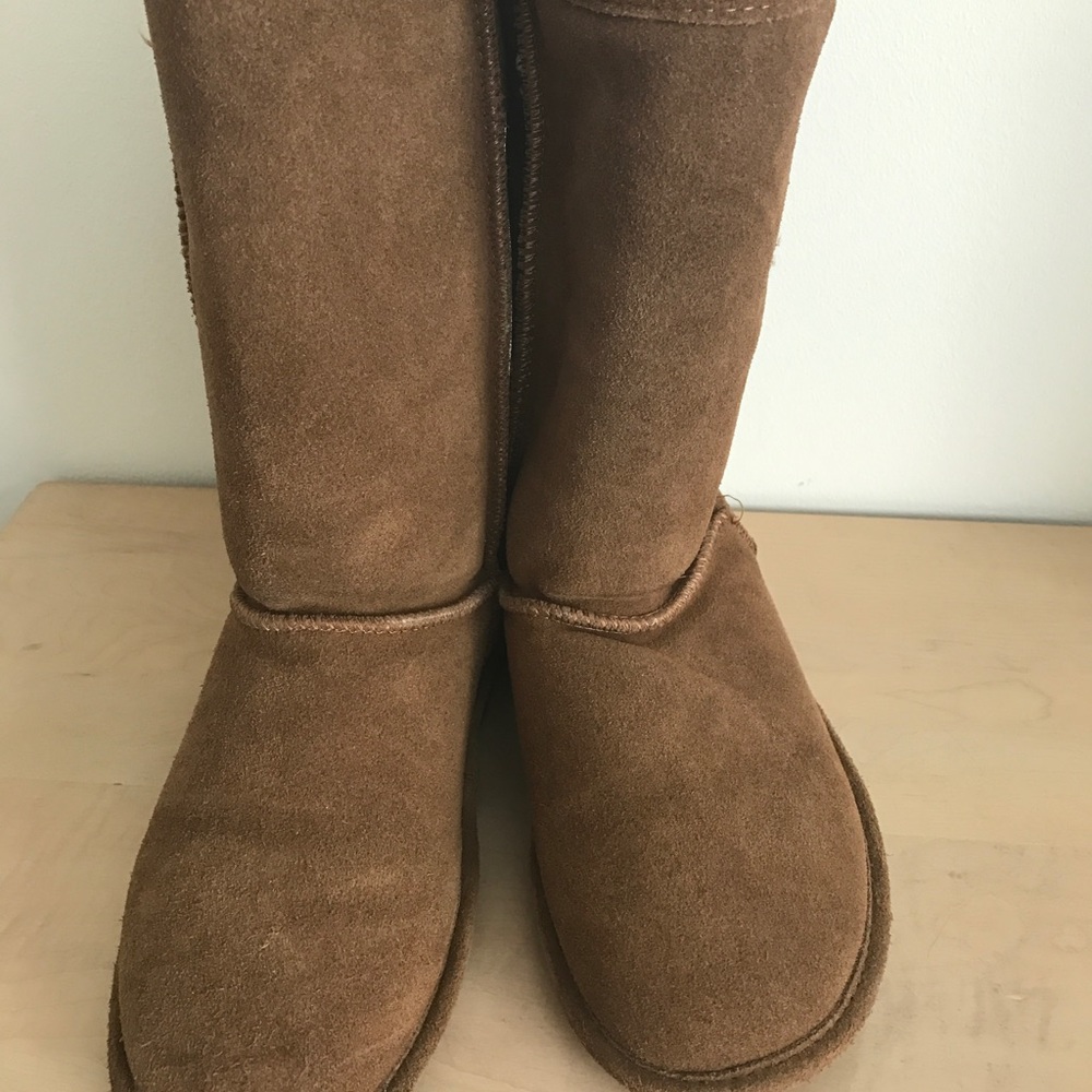 BearPaw boots - warm and cozy size 9