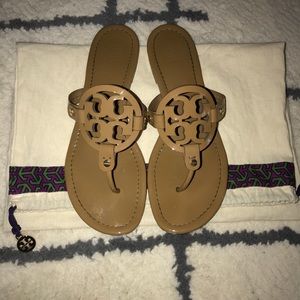 Tory Burch Millers Sz 10