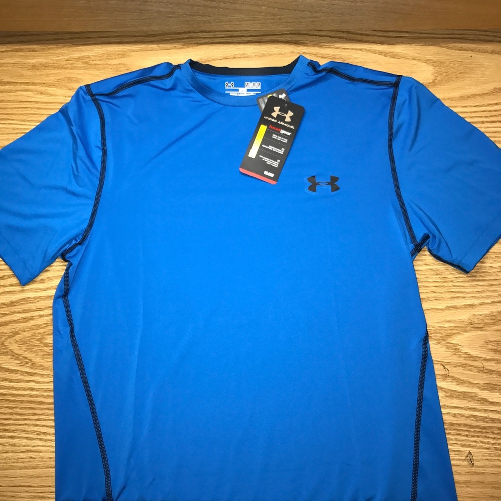 UA fitted heat gear tee