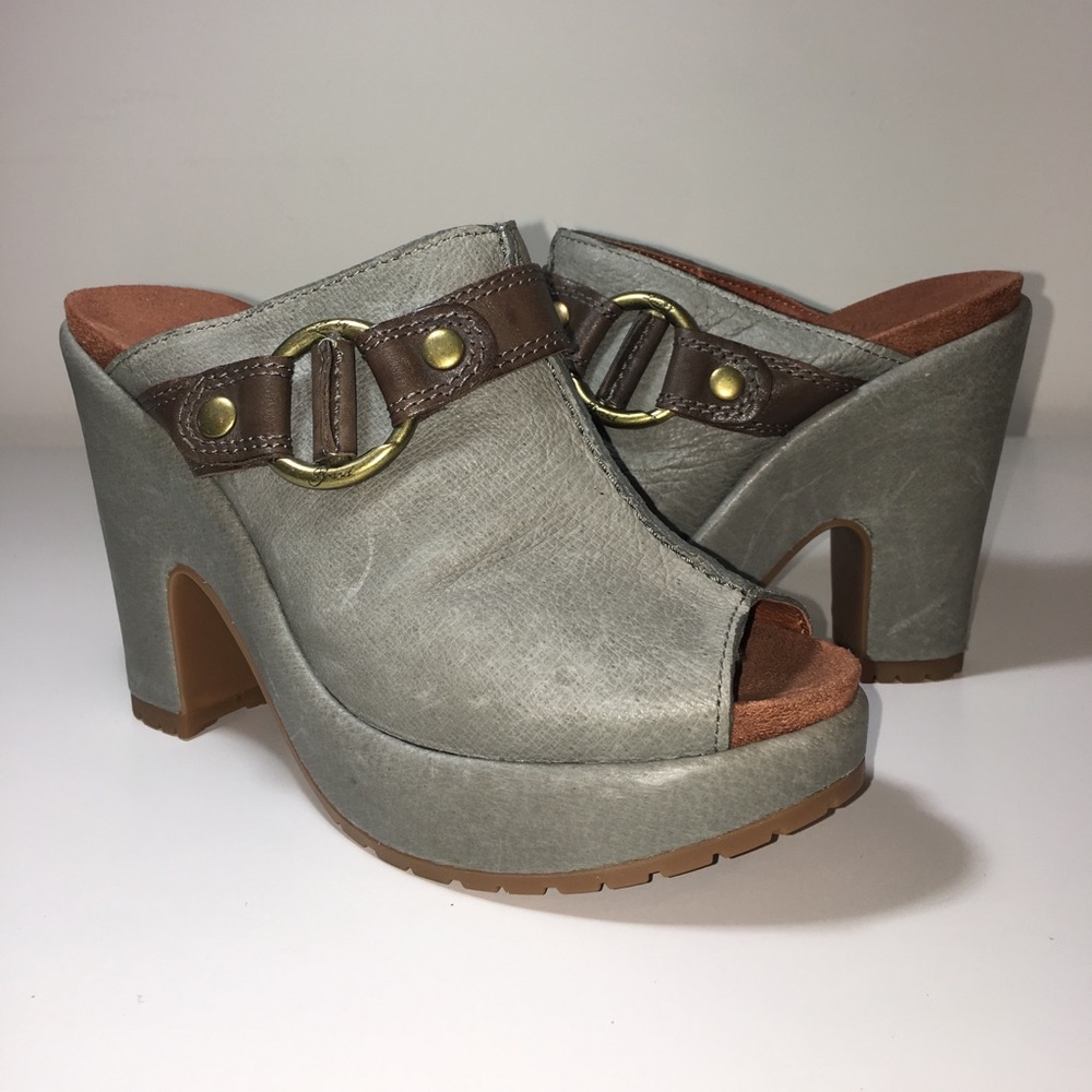 Lucky Brand Peep Toe Clogs