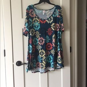 Lularoe perfect tee