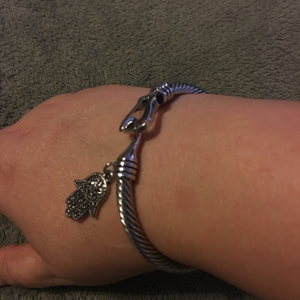 💥💥💥Rhodium plated Onyx Bangle Bracelet