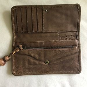 VINTAGE Fossil wallet