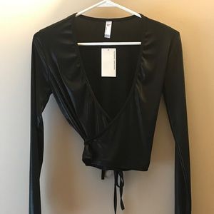 Shiny wrap top