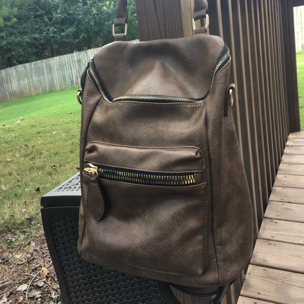 3 in 1 Backpack 🎒 Purse 👛 and Messenger Bag 💼