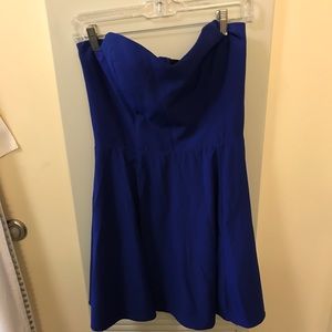 blue strapless dress