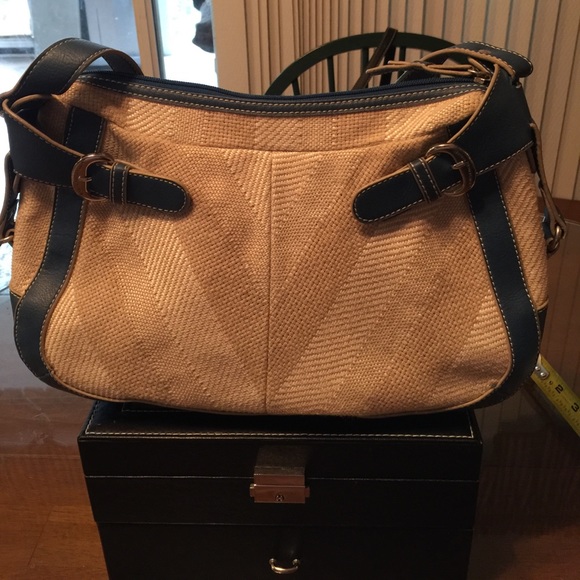 Stone Mountain Linen Purse - Picture 2 of 5