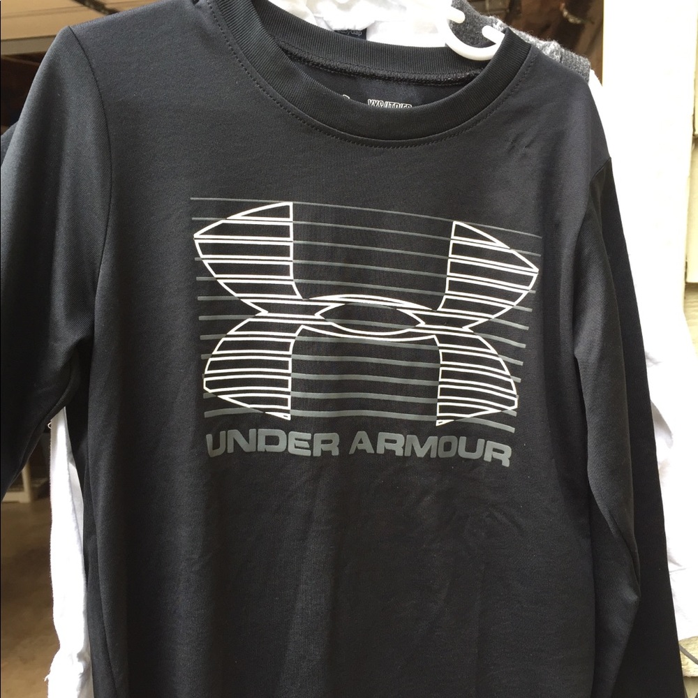 Under Armour Dry Fit Top