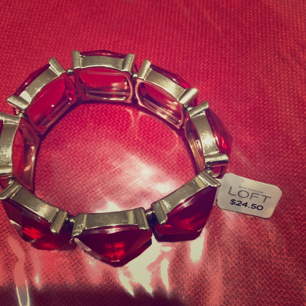 New bracelet .. Loft  ((Anna Taylor)) ..