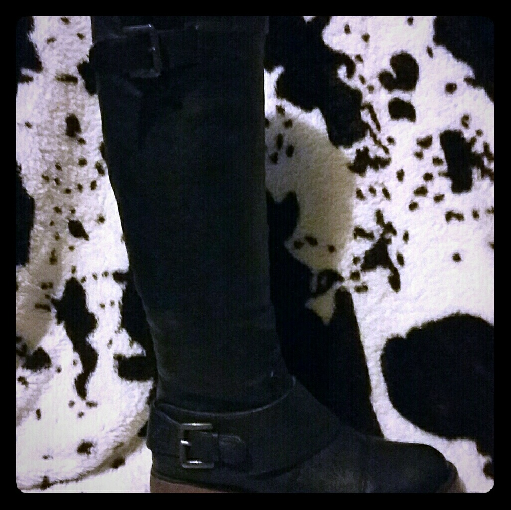 Like New Knee-High Boot