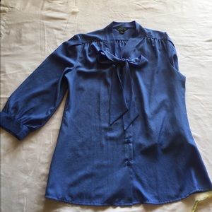 Banana republic blue blouse with bow