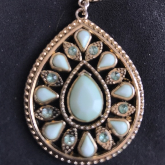 sea foam green earrings - Picture 2 of 2