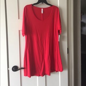 Cherry red perfect tee