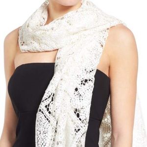 Luxurious sequin wrap