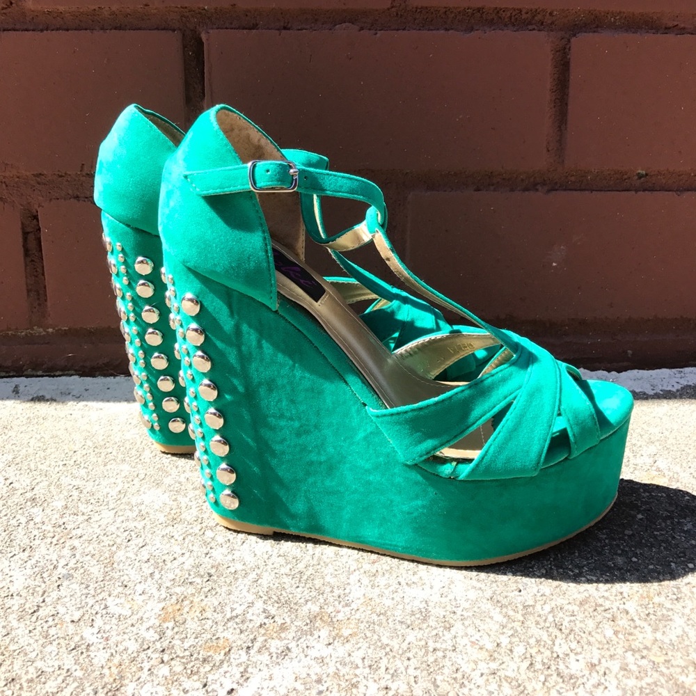 🆕 Yoki | Studded Wedges