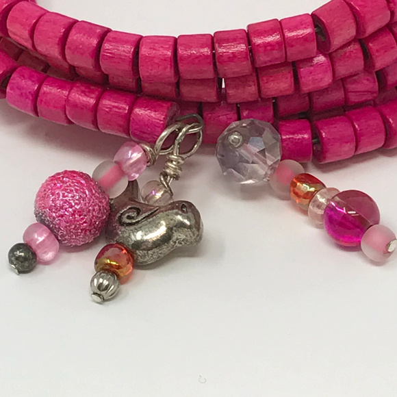Pink Wooden Memory Wire Bracelet with Charms - Picture 3 of 4