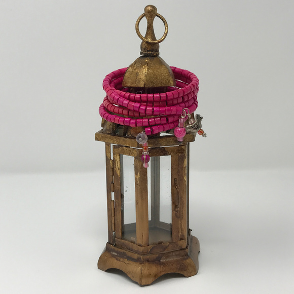 Pink Wooden Memory Wire Bracelet with Charms - Picture 4 of 4