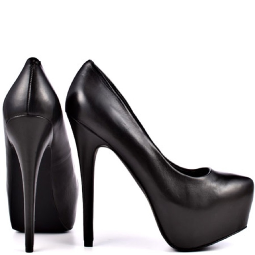 🦄 Steve Madden DejaVu Platform Pumps