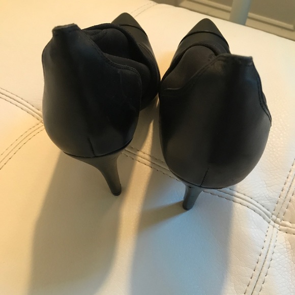 BCBG Anklets - Picture 5 of 5