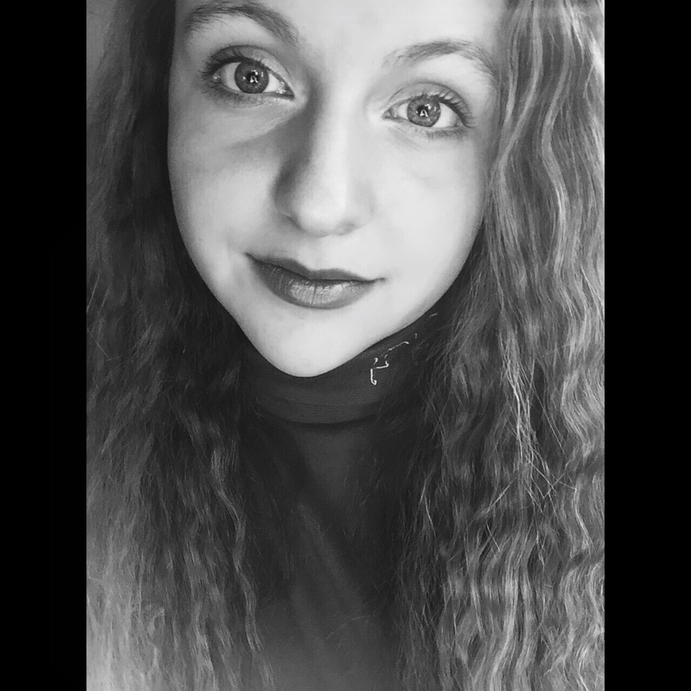 Meet your Posher, Savannah