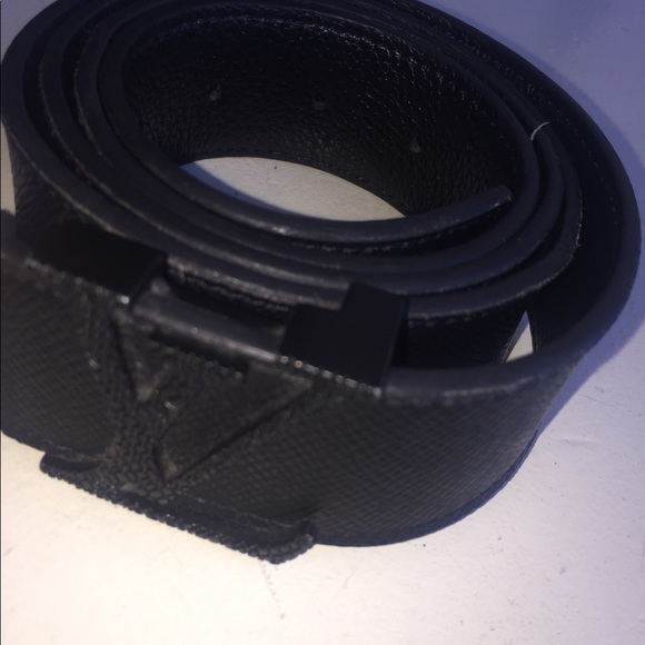 Louis Vouitton belt