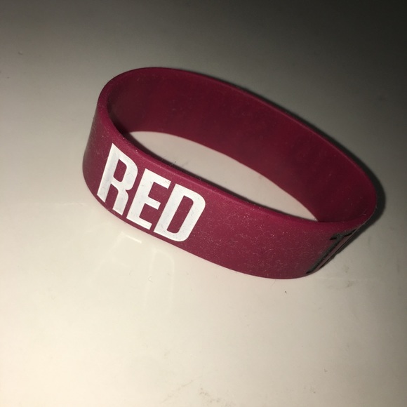 taylor swift red bracelet - Picture 5 of 6