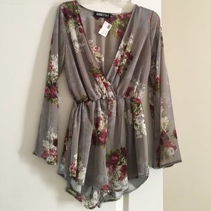 Long sleeve gray romper