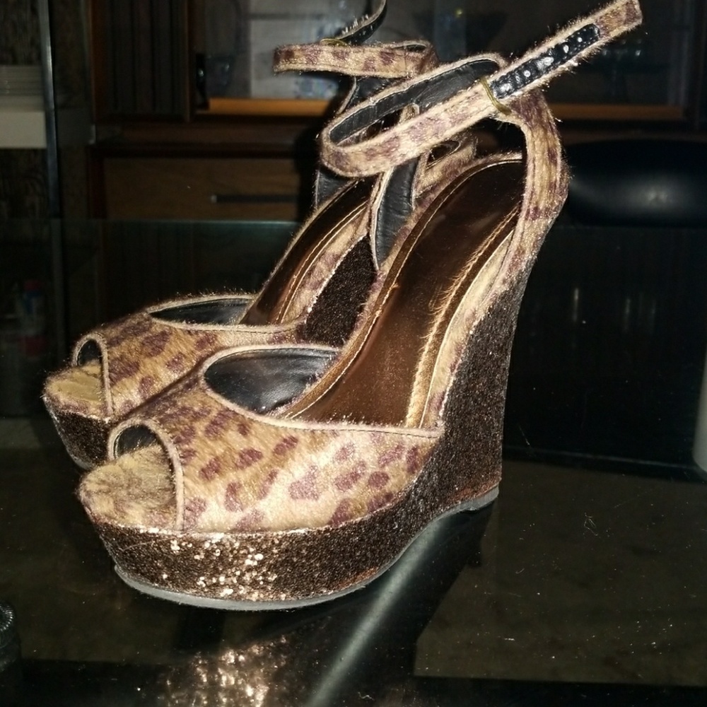 Leopard print wedges
