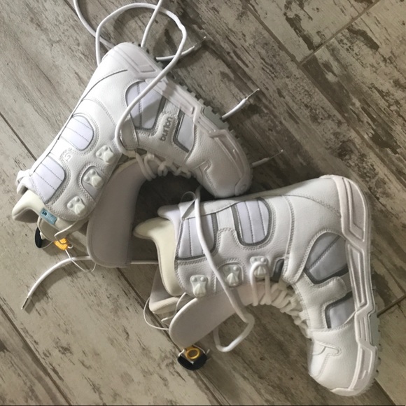 Burton Shoes - Burton snowboarding boot
