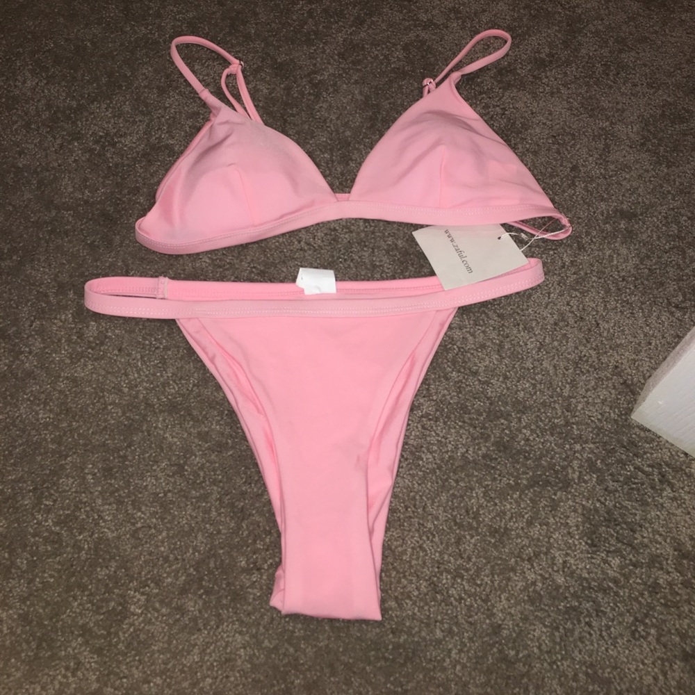 pink thong bathing suit - Picture 1 of 4