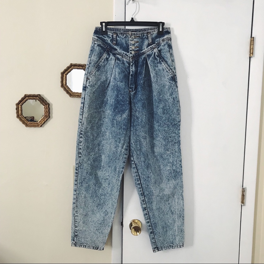 1980’s Acid Wash Jordanche High Waisted Jeans