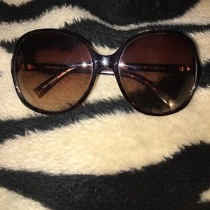 Juicy Couture Sunglasses 😎