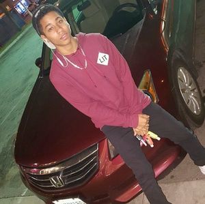 Meet your Posher, Jovan