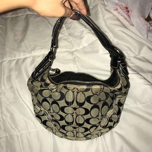 Coach purse - Picture 3 of 3