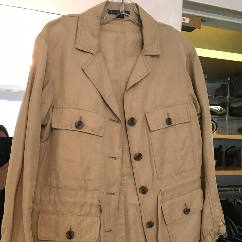 Linen safari jacket with a drawstring waist