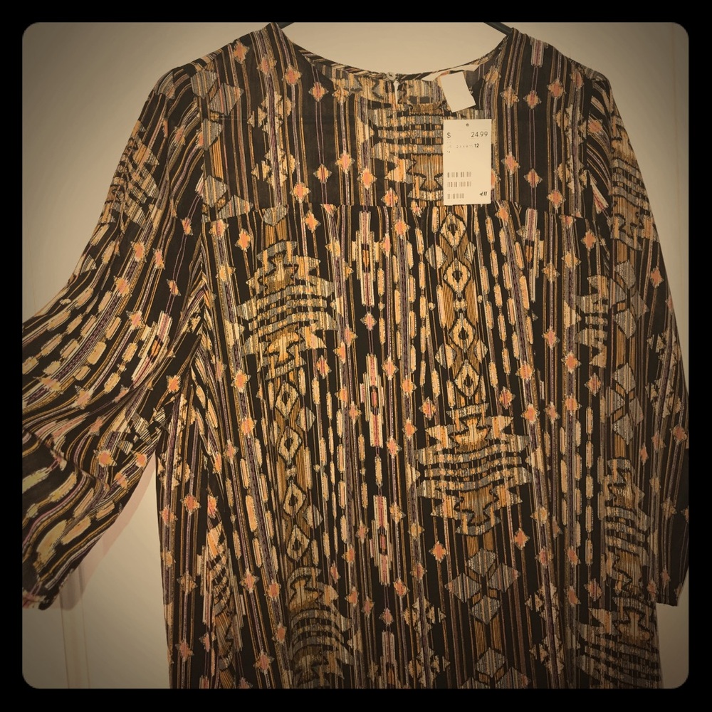 Perfect over leggings! Brand new tunic blouse!