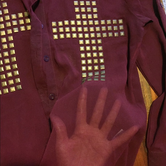 Tobi Sheer Maroon button down - Picture 4 of 4